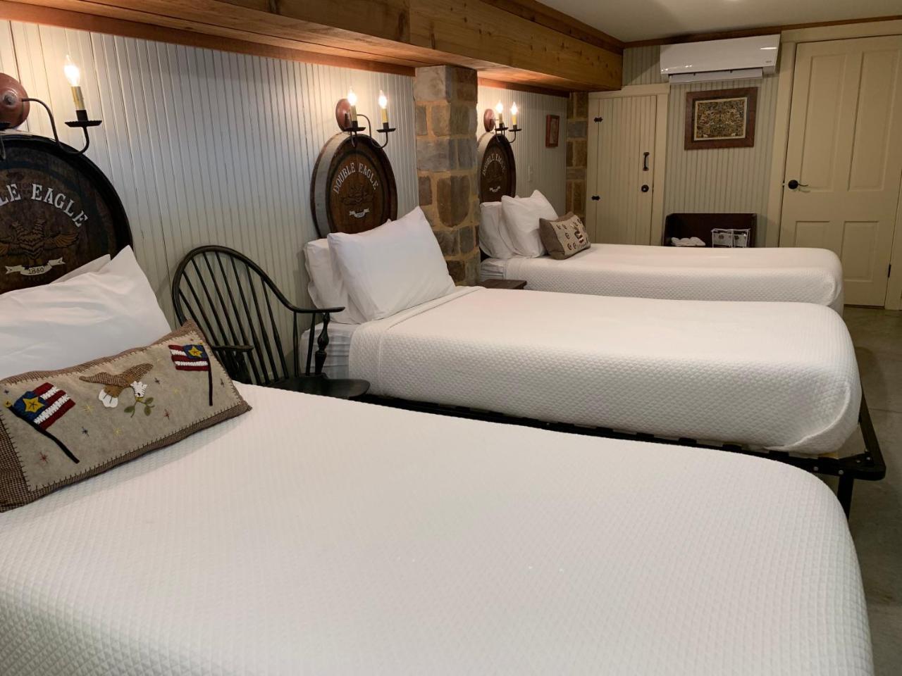 Inn At Hermannhof Room photo
